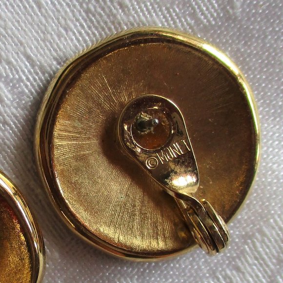 VINTAGE NECKLACE AND EARRINGS BUNDLE - Picture 15 of 15